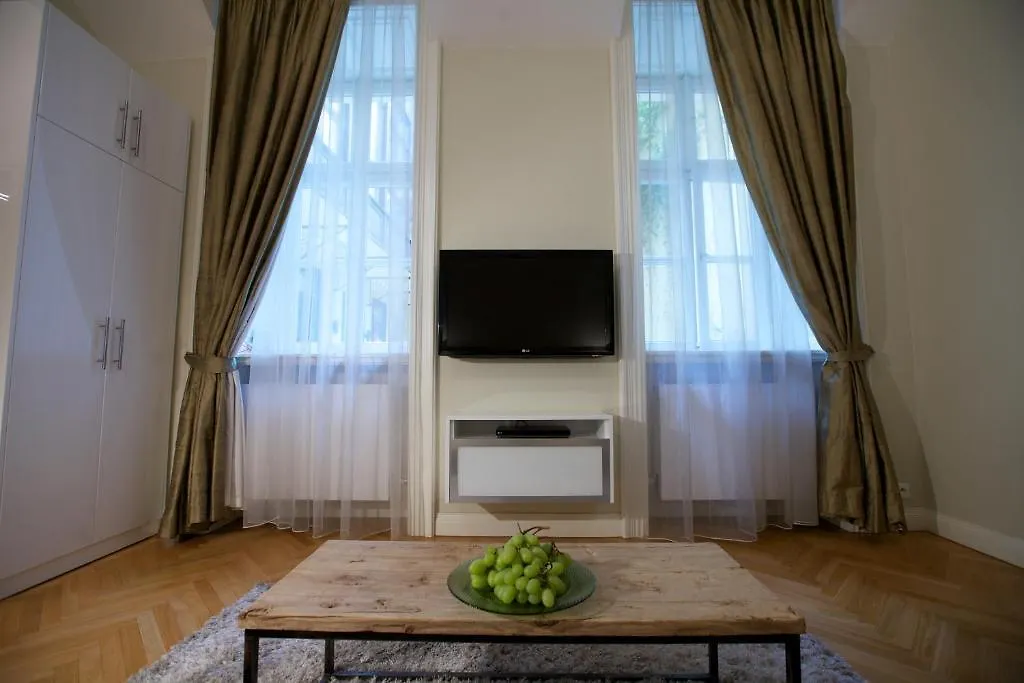 Retezova Apartments 프라하